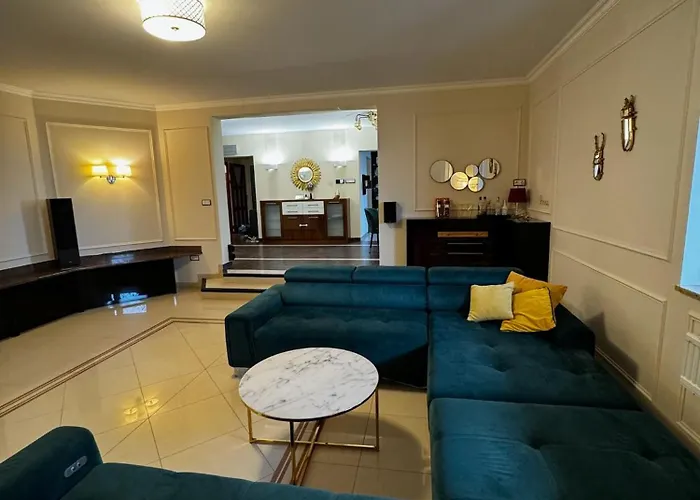 فيلة Premium & Garden Glincz