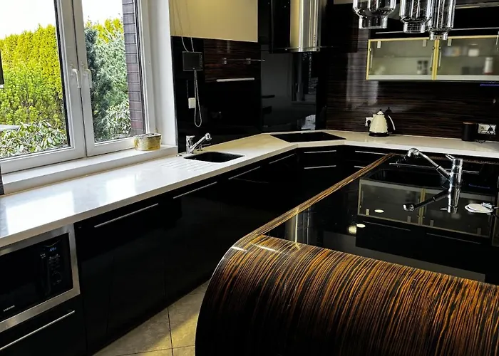 فيلة Premium & Garden Glincz